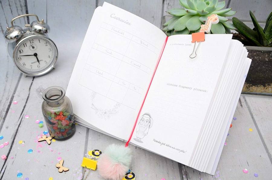 is_kalendarz-nastolatki-2018-4_1600x1060