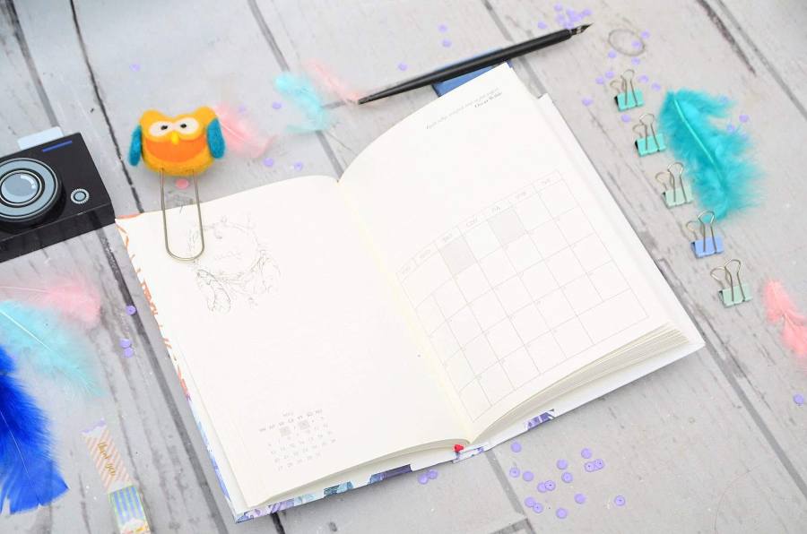 is_kalendarz-polki-2018-4_1600x1060